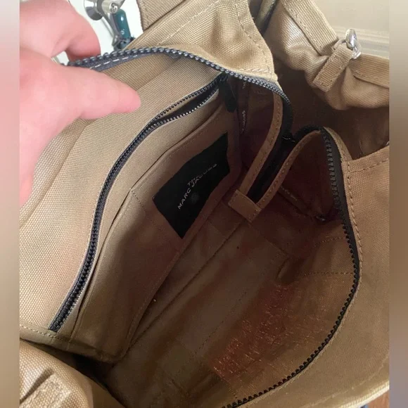 Marc Jacobs Brown Canvas Tote Bag - Picture 3 of 3